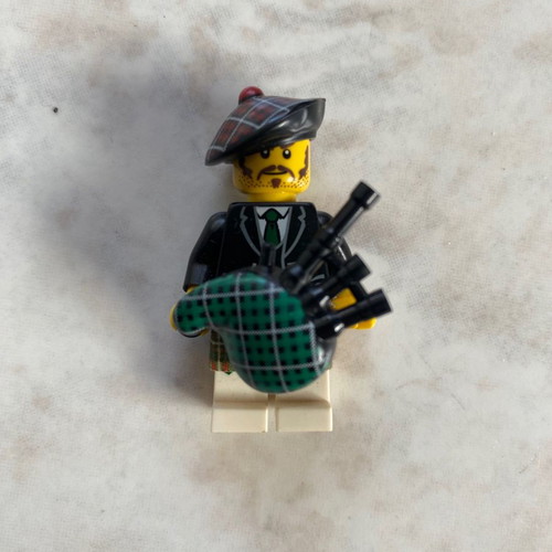 Lego figure used, excellent condition