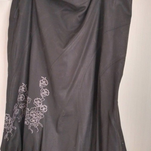 Mat black skirt used with special hem, waist 50, size XL