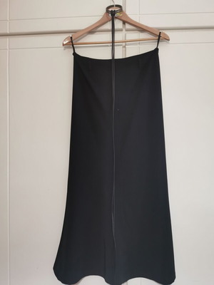 Lynne Black Maxi Skirt Like New with Belt, Size 2