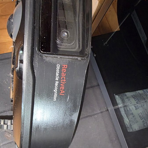 Roborock S6MaxV vacuum cleaner used