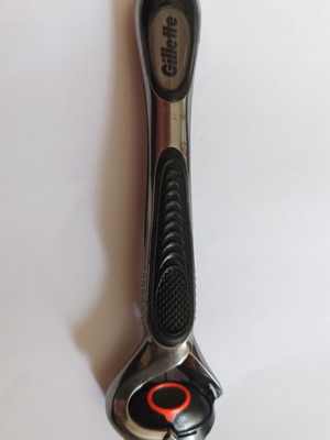 Gillette Proglide razor like new, gift