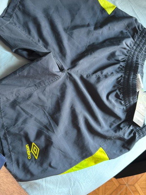 Umbro shorts new, size S, gray
