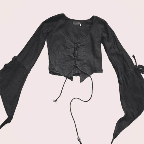 Get Natural blouse used, size S, black