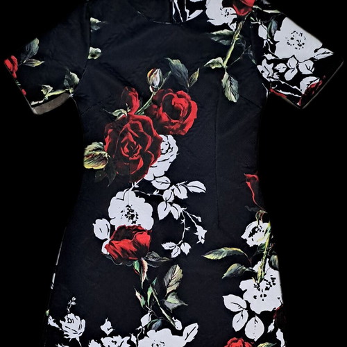 Tre Sorelle women's dress like new, black and red, size M