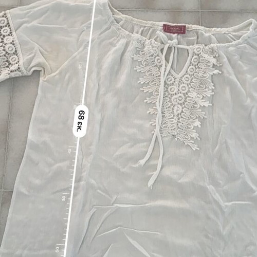 Pin Up White Plus Size Blouse like new, boho romantic with lace
