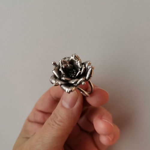 Rose ring new, silver plated with real rose
