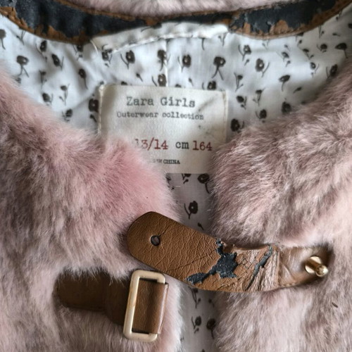 Zara fur kids vest used, size 16, rotten apple color