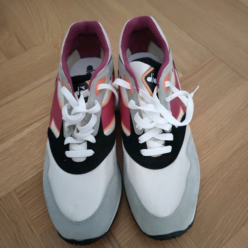 Vintage Diadora Pulse athletic shoes size 44 new, multicolor