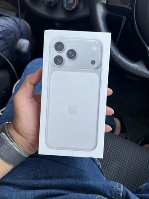 Iphone 17 Pro Max 256GB new, white, LLA model