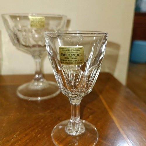 Set of 30 Arcoroc vintage glasses from the 60s like new