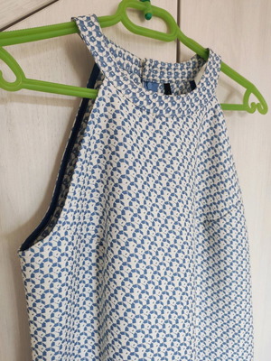 Φόρεμα mini Benetton μεταχειρισμένο με κεντημένο μοτίβο, μέγεθος M/L