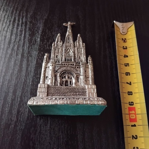 Corazón Tibidabo vintage souvenir used, metal miniature decoration