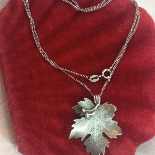 Silver necklace 925 vintage with 3.3cm pendant and 44cm chain used