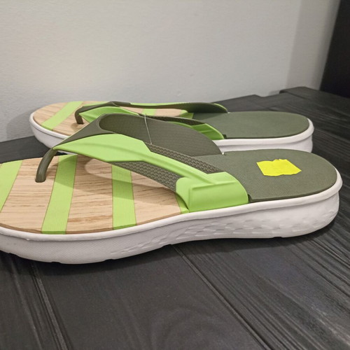 Men's Anatomical Flip Flops Size 45 New, Green