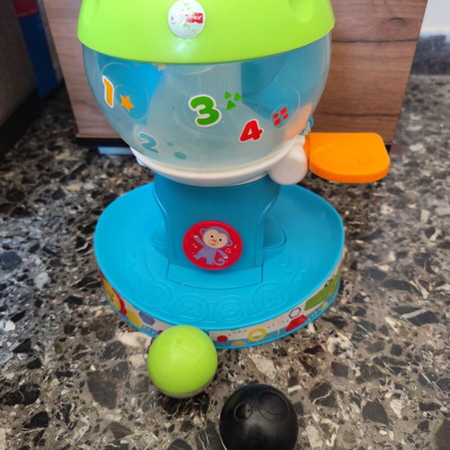 Fisher Price Go Baby Go Swirl'n Tunes Gumball toy
