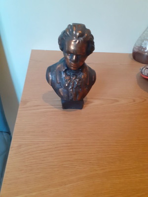 Beethoven decor like new