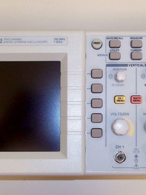 Παλμογράφος Tektronix TDS2012 μεταχειρισμένος, 2x100MHz, 1Gs, με τρία probe
