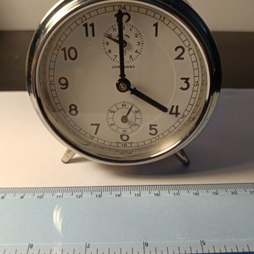 Junghans Table Clock like new, analog