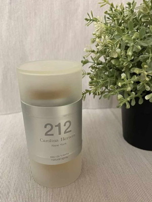 212 Classic Carolina Herrera Eau de Toilette 90ml new for women