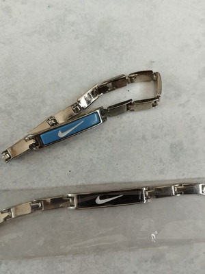 Vintage βραχιόλι Nike αθλητικό καινούργιο, σιελ χρώμα