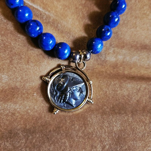 Handmade vintage necklace with lapis lazuli, 585 gold and silver like new