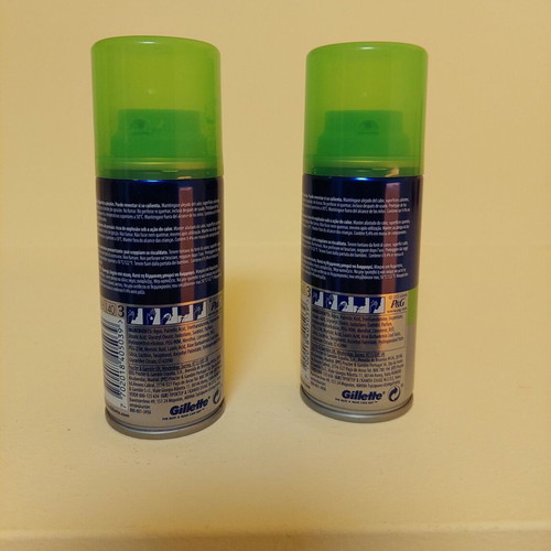 GILLETTE SENSITIVE SHAVING GEL 2 PIECES IN EXCELLENT CONDITION
