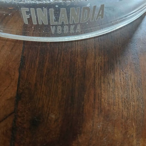 Filandia vodka ashtray new, crystal, 18 cm diameter
