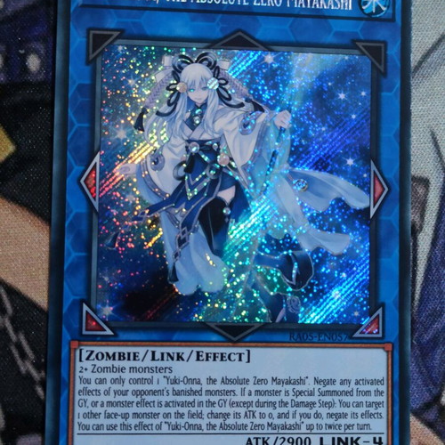 Yuki-Onna The Absolute Zero Mayakashi Link Card like new