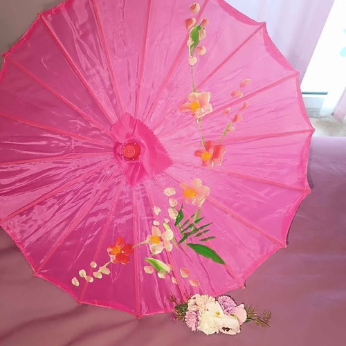 Geisha carnival costume like new, ages 12-14 with accessories