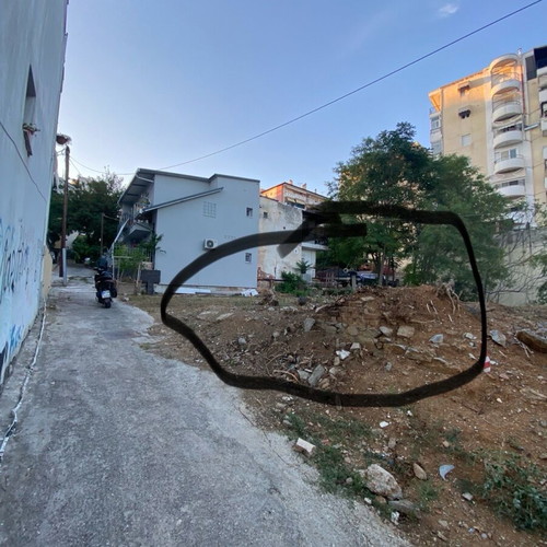 Land 74 sqm within city plan in Polichni Thessaloniki