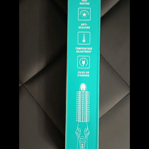 Straightening brush new