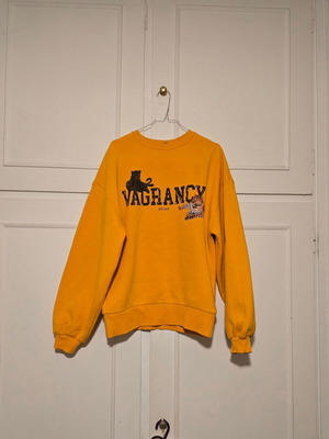 Vagrancy women's sweatshirt like new, mustard color