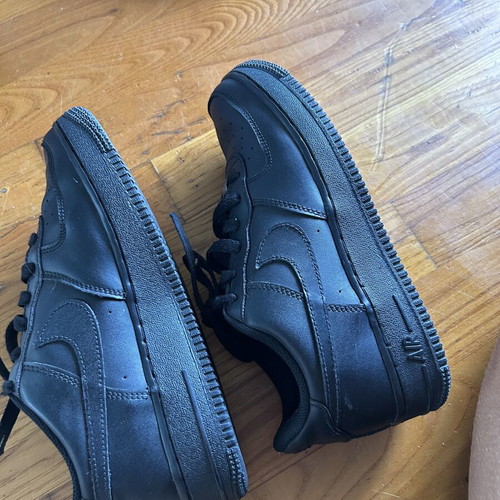 Nike Air Force sneakers like new, size 39, black