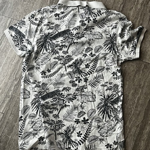 Men's T-Shirt Bershka used, size S, white and black
