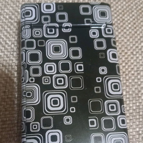 Metal cigarette case used, good condition