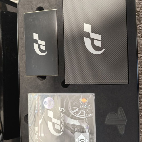 Gran Turismo 5 Signature Collectors Edition PS3 used