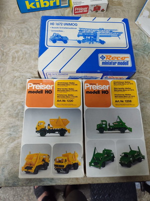 Mercedes 1/87 HO scale vehicle sets used, pack of 3