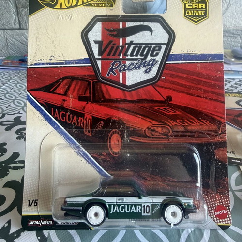 Hot Wheels Vintage Racing cars new in excellent condition