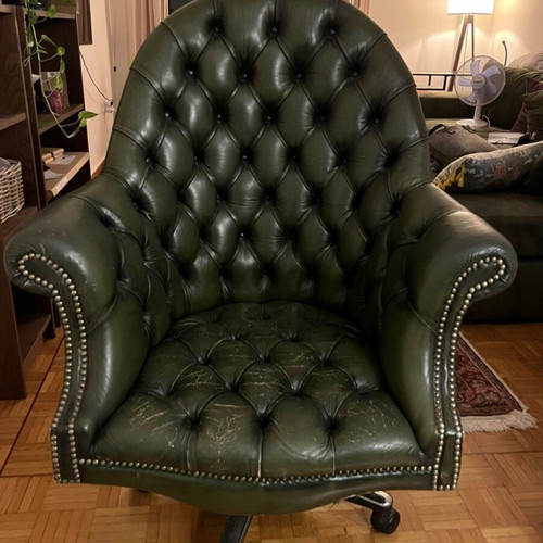 Vintage Chesterfield πολυθρόνα μεταχειρισμένη σκούρο πράσινο