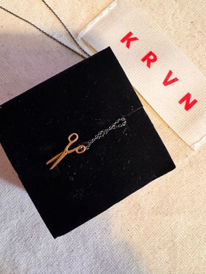 Silver necklace 925 with black coating and gold-plated scissors pendant like new