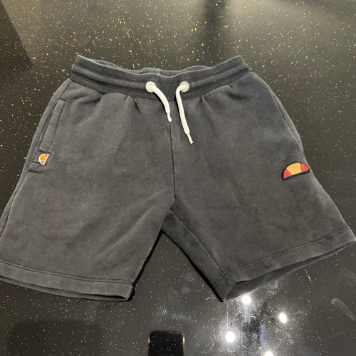 Ellesse kids' shorts used, size 6-7, black