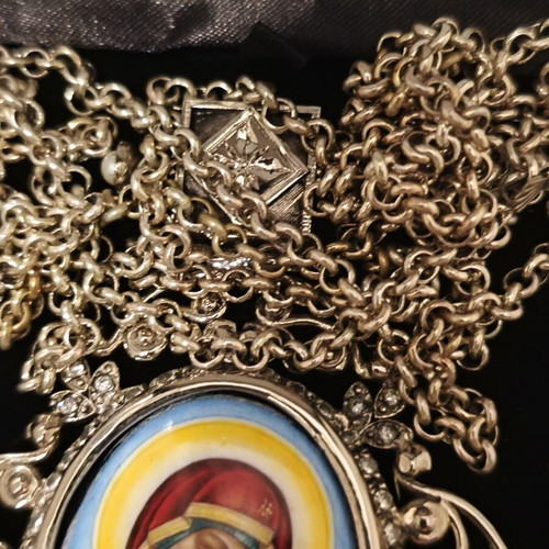 Episcopal Pectoral Enkolpio with Panagia and Russian Enamel 925° like new