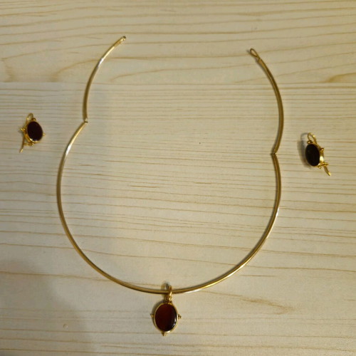 Gold torque necklace 14K and earrings 14K with semi-precious stones, like new