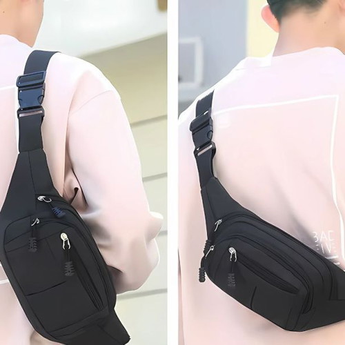 Black Banana Shoulder Bag new, 22cm width, 4 zippered pockets