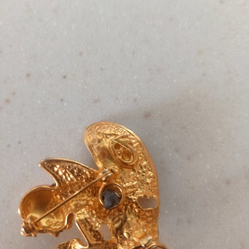 Angel pin used in very good condition