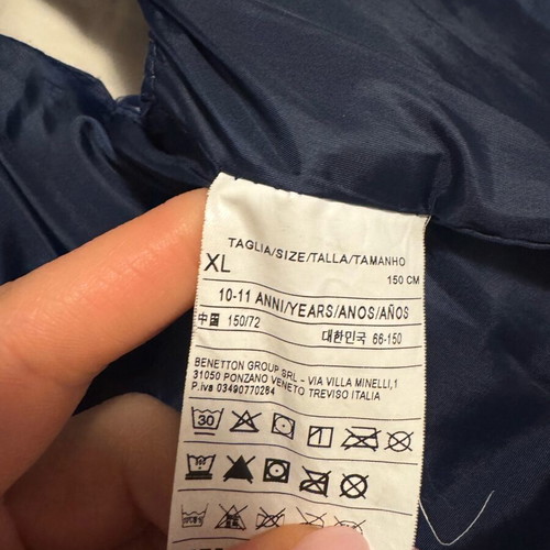 Benetton sleeveless jacket like new for child 10-11 years blue