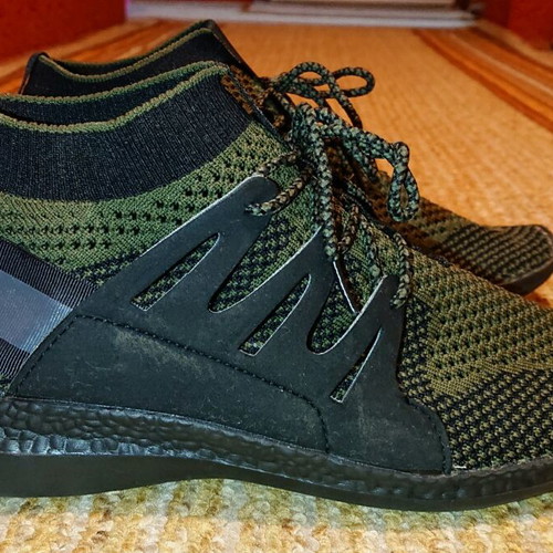 Elastic shoes like new, size 42.5