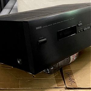 Yamaha DSP-E200 Digital Sound Field Processor with Dialogue Speaker