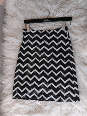 Tassos Mitropoulos skirt black and white like new, elastic