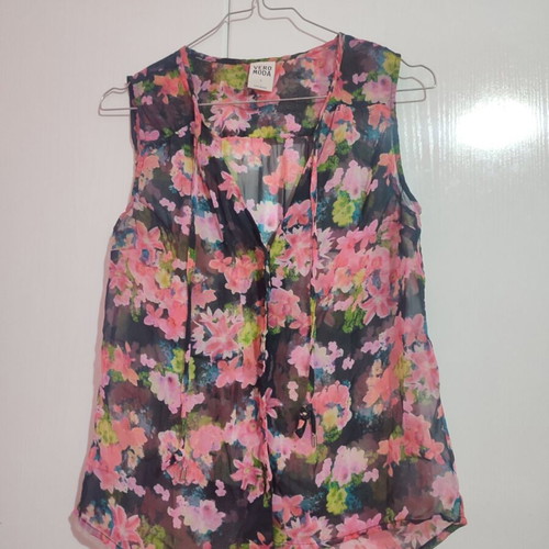 Vero Moda floral blouse sleeveless used, size Small
